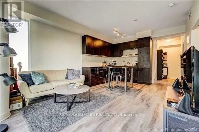 1403 - 435 RICHMOND STREET W