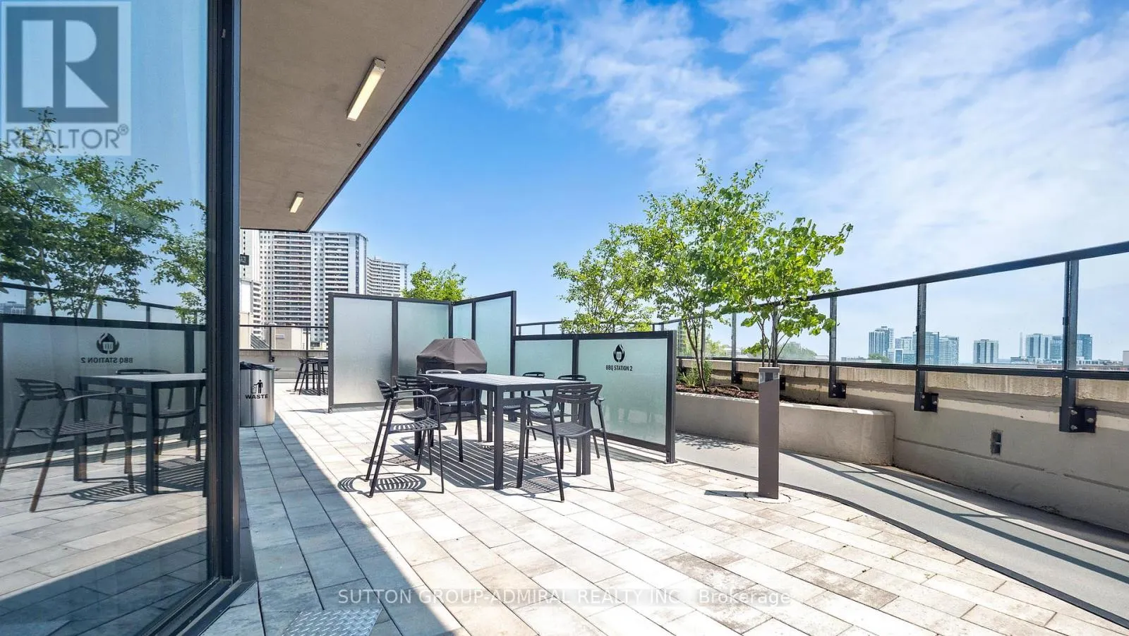 1601 - 159 WELLESLEY STREET E