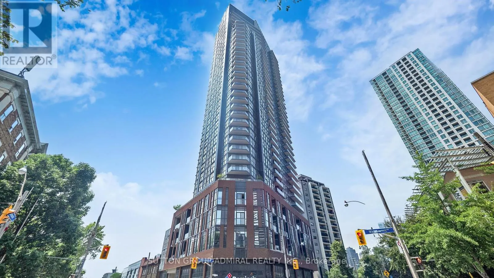 1601 - 159 WELLESLEY STREET E