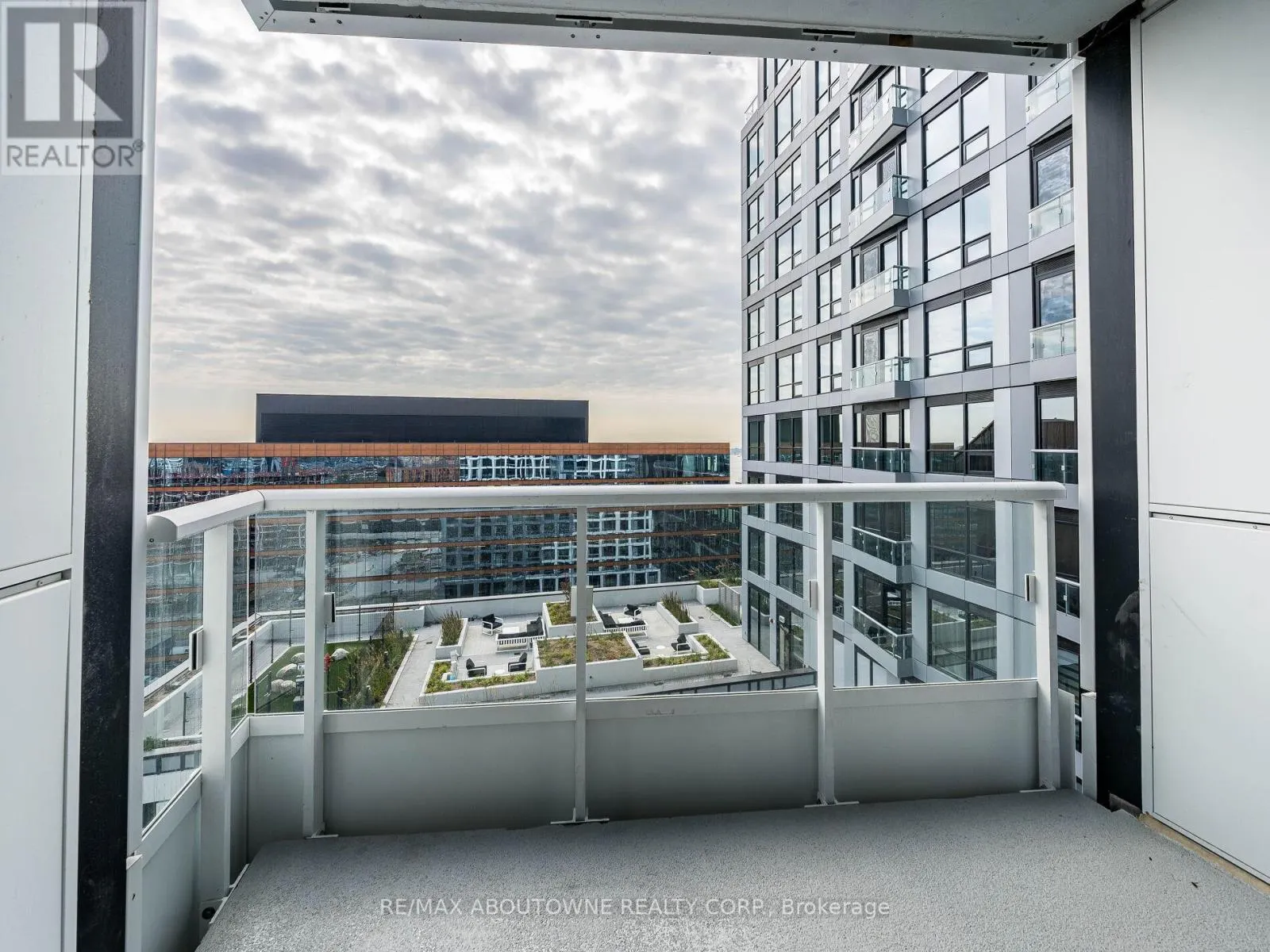 1507 - 15 RICHARDSON STREET