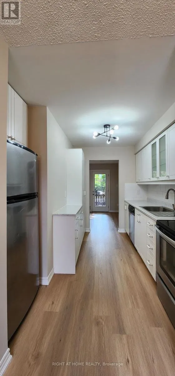 132 - 18 ELSA VINE WAY