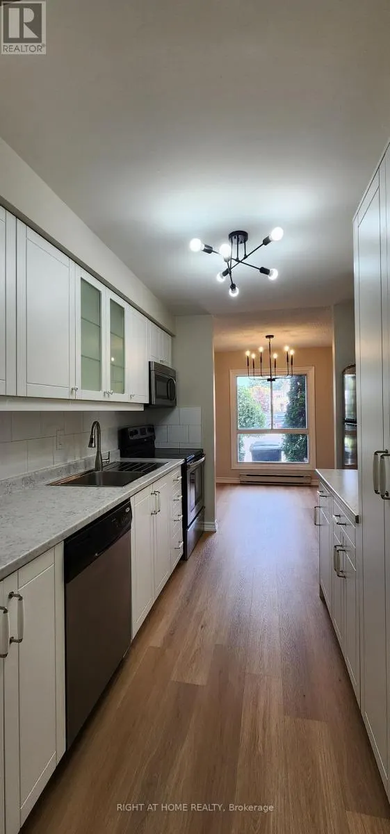 132 - 18 ELSA VINE WAY