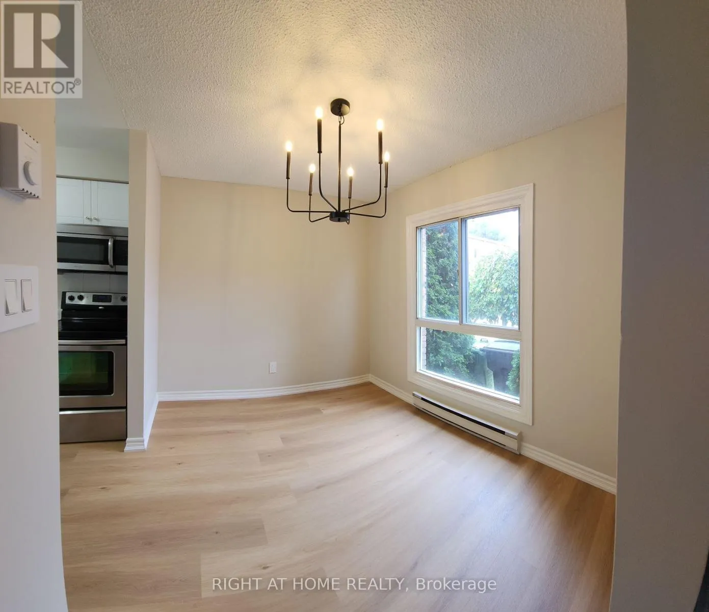 132 - 18 ELSA VINE WAY