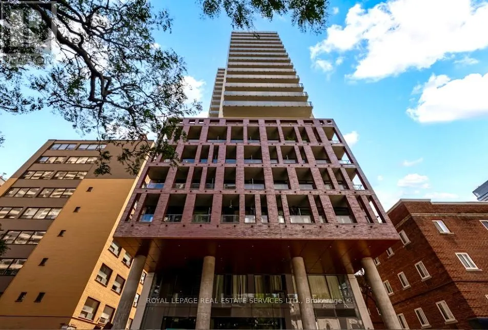 203 - 81 WELLESLEY STREET E