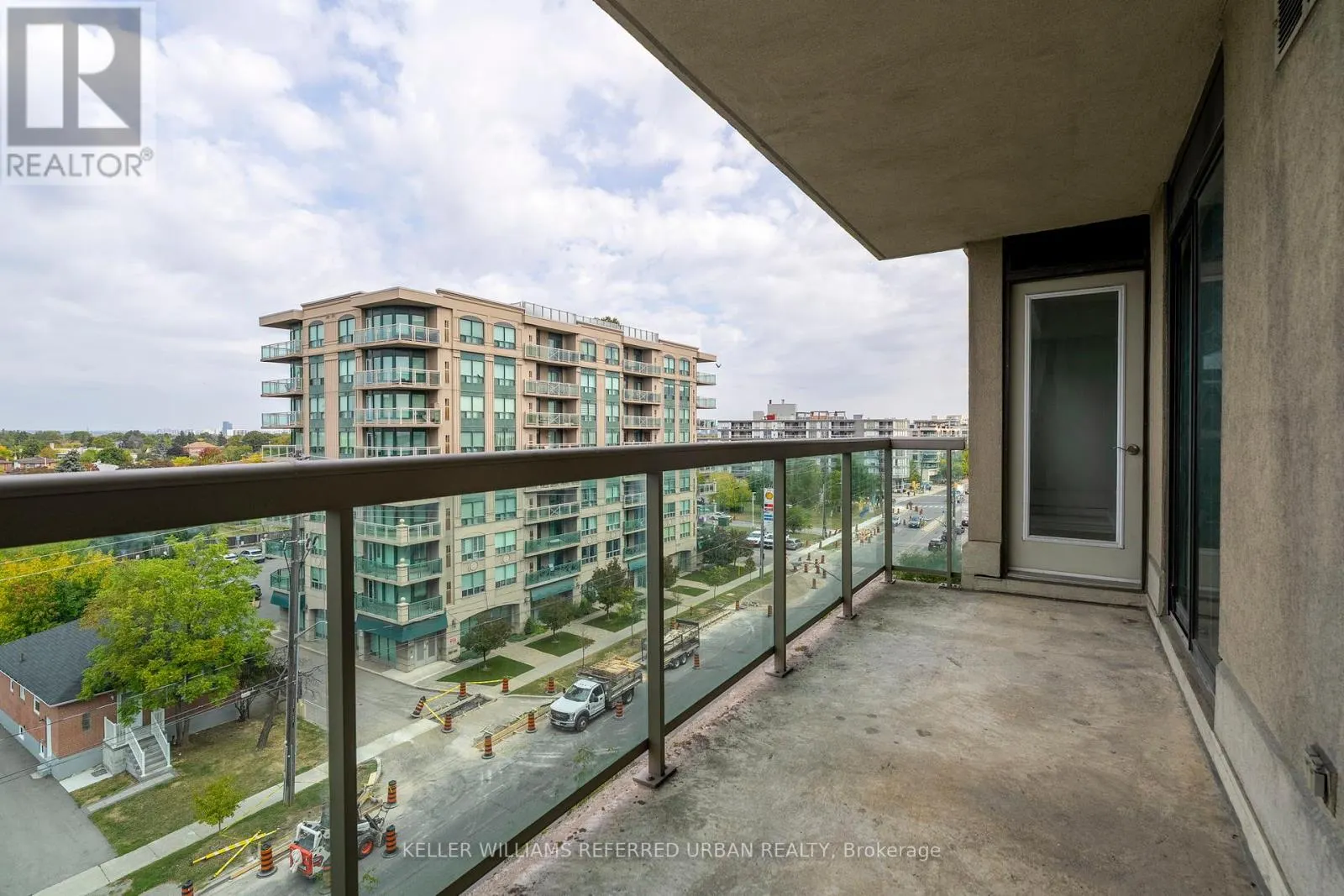 608 - 935 SHEPPARD AVENUE W