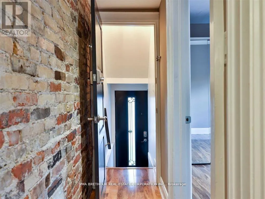 4 BELLE AYRE BOULEVARD