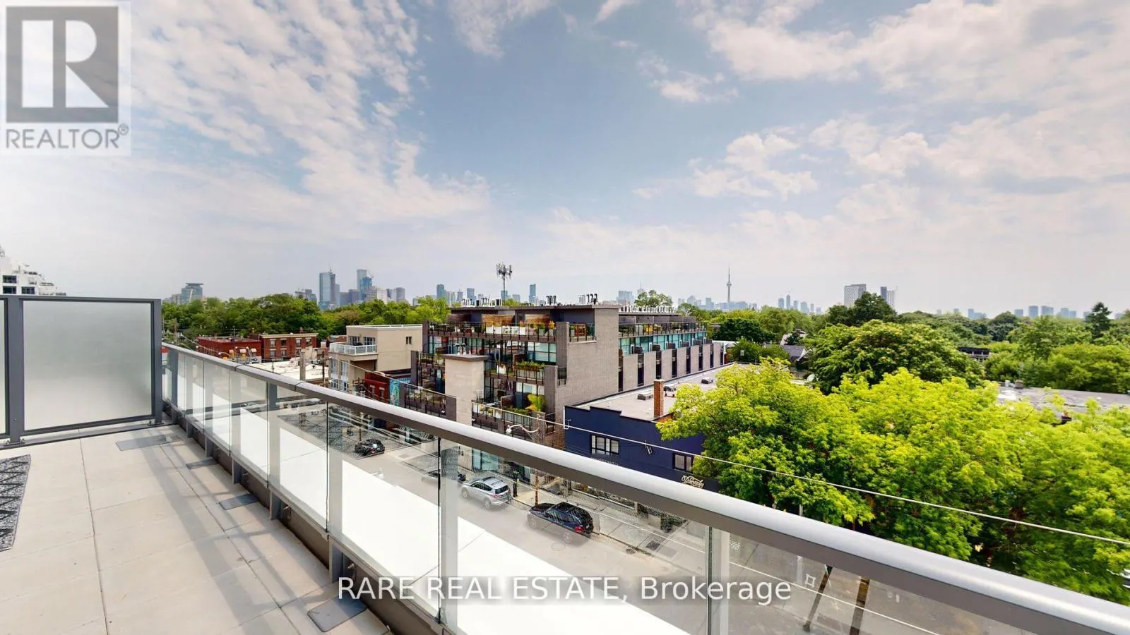 417 - 500 DUPONT STREET