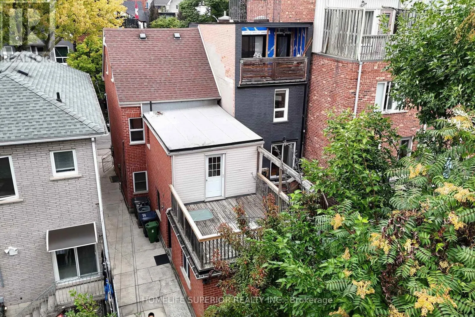 17 MITCHELL AVENUE