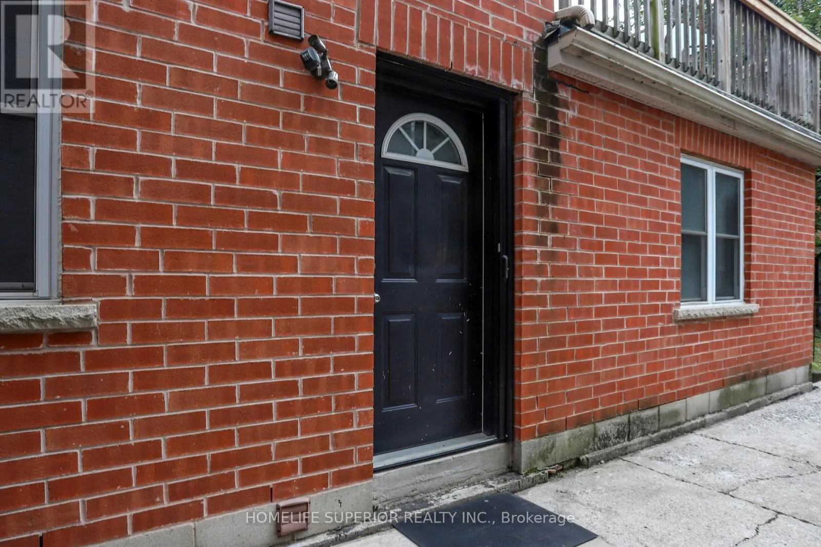 17 MITCHELL AVENUE