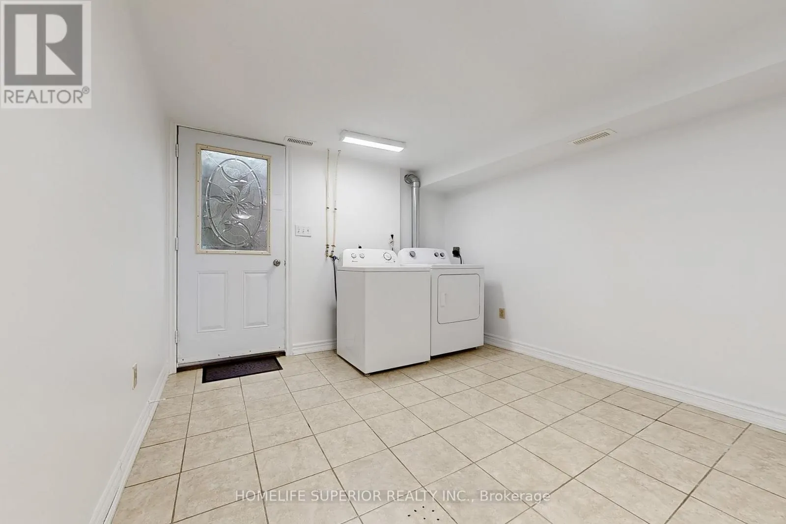 17 MITCHELL AVENUE