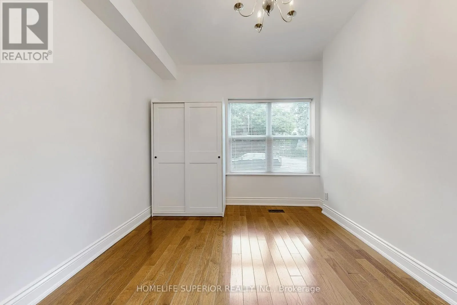 17 MITCHELL AVENUE