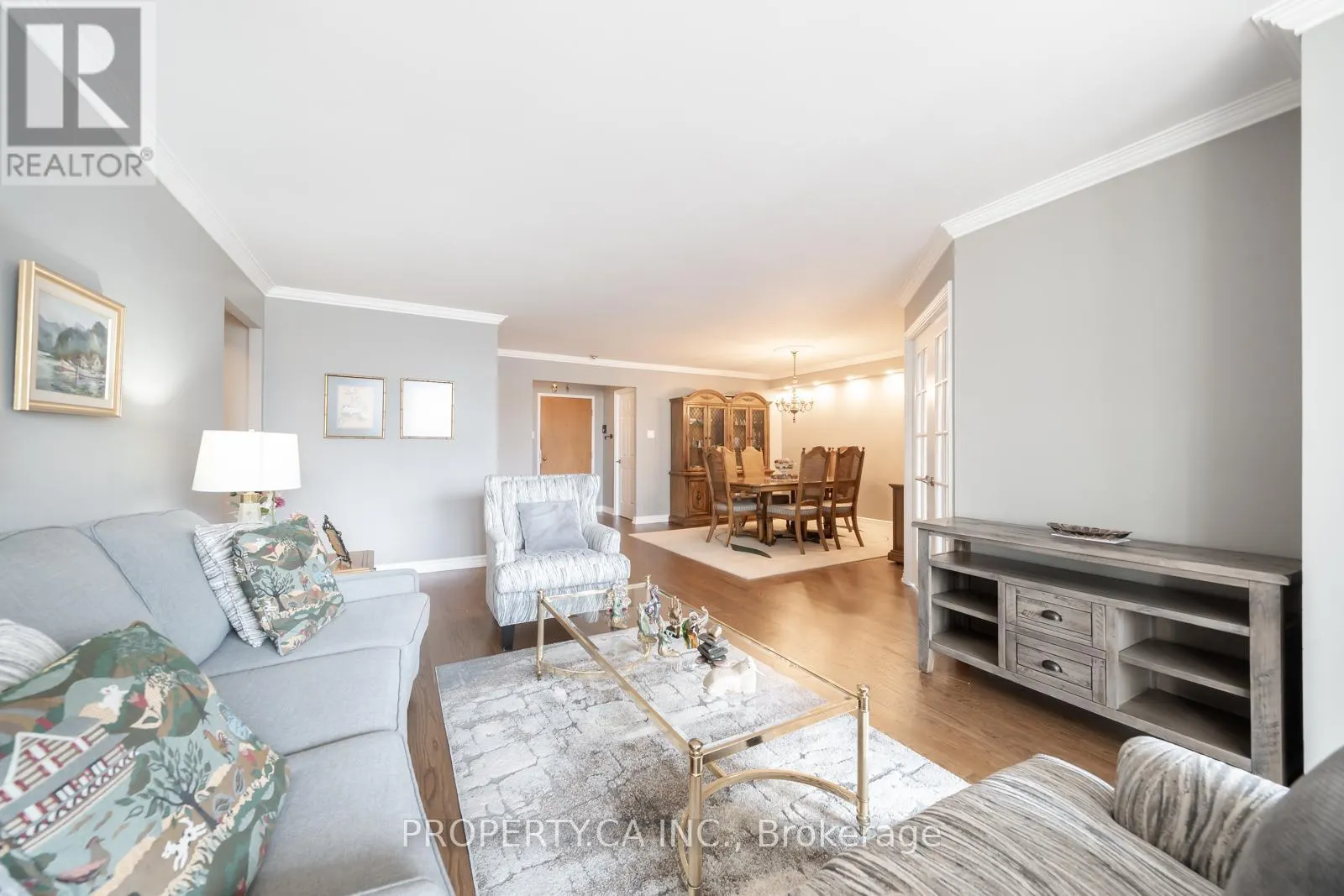 604 - 65 SPRING GARDEN AVENUE