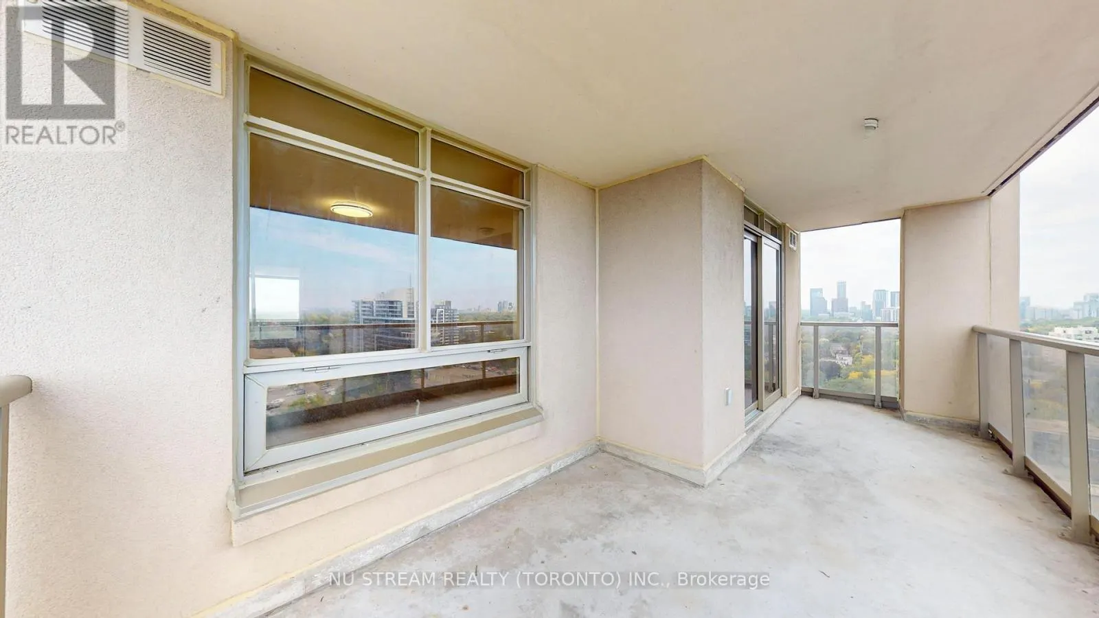 1703 - 18 KENASTON GARDENS