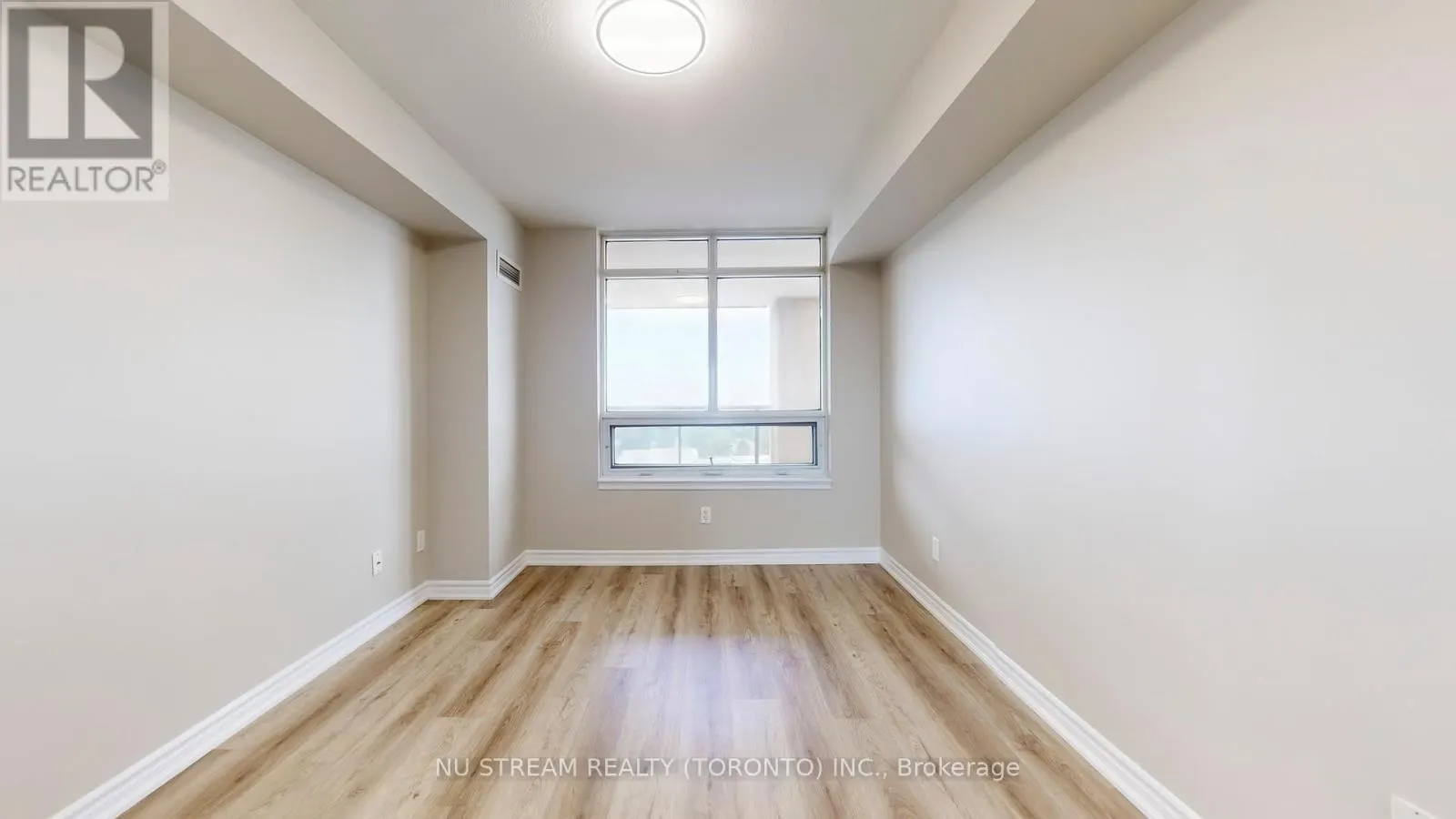 1703 - 18 KENASTON GARDENS