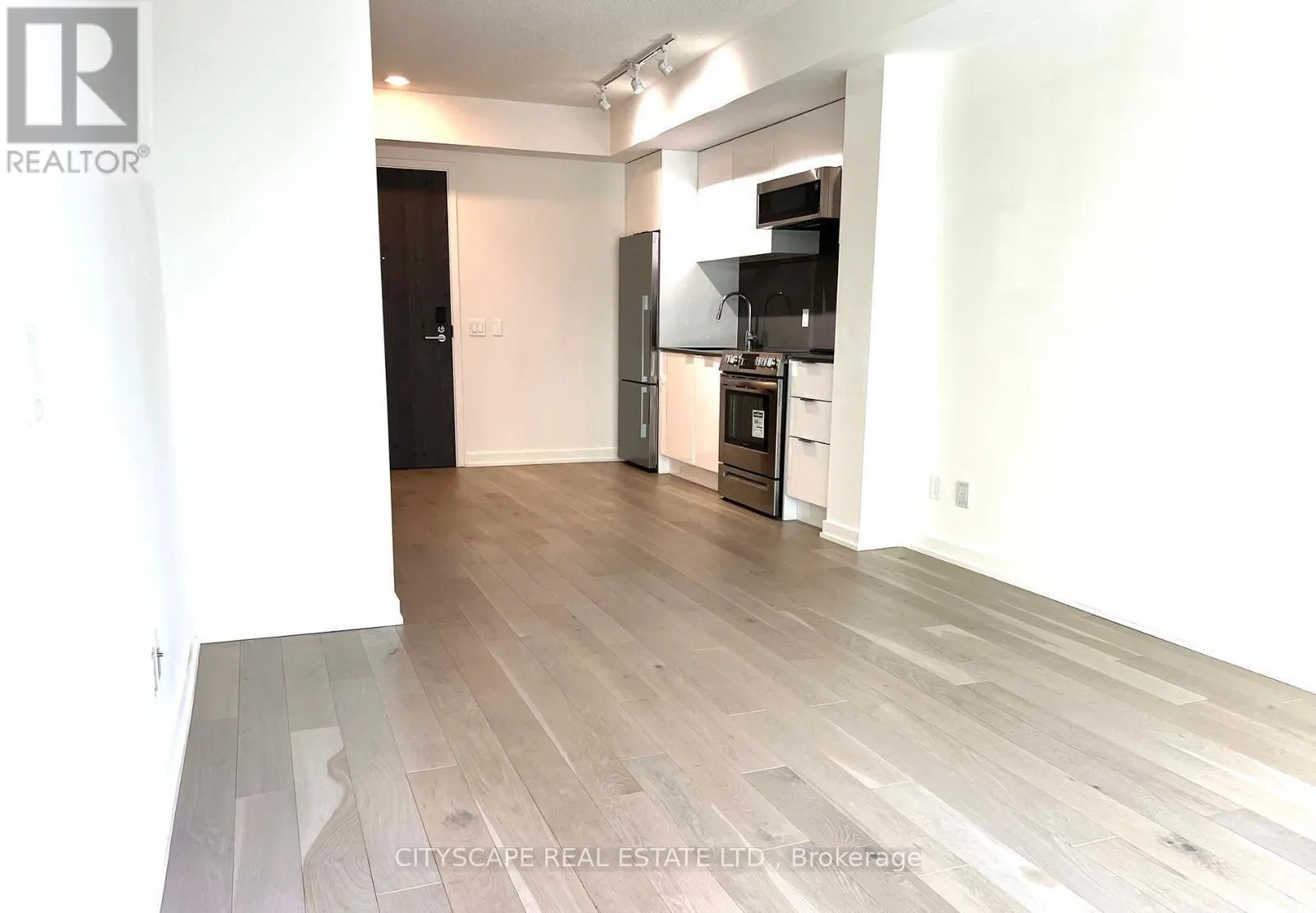 1707 - 25 RICHMOND STREET E
