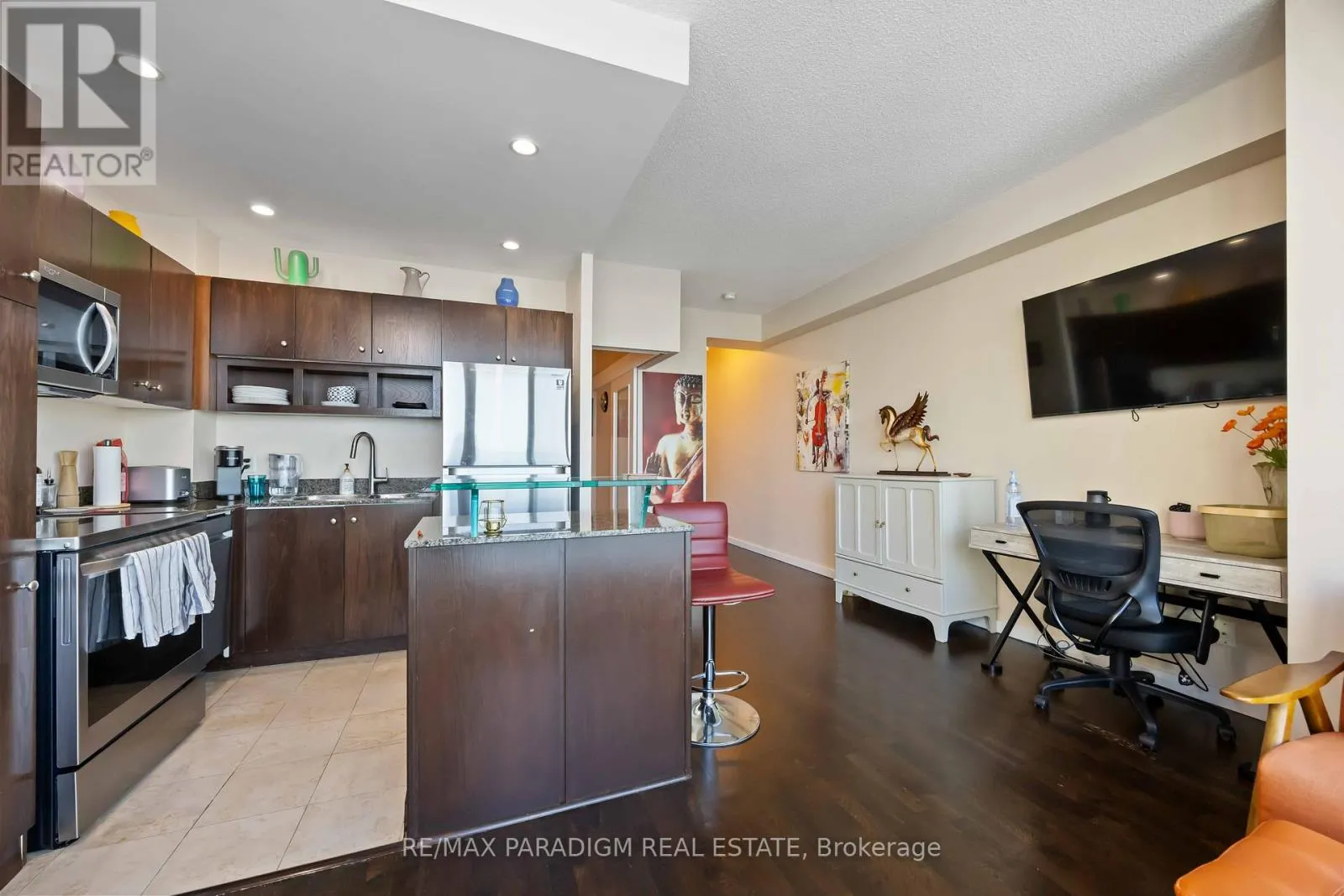 2608 - 208 QUEENS QUAY W