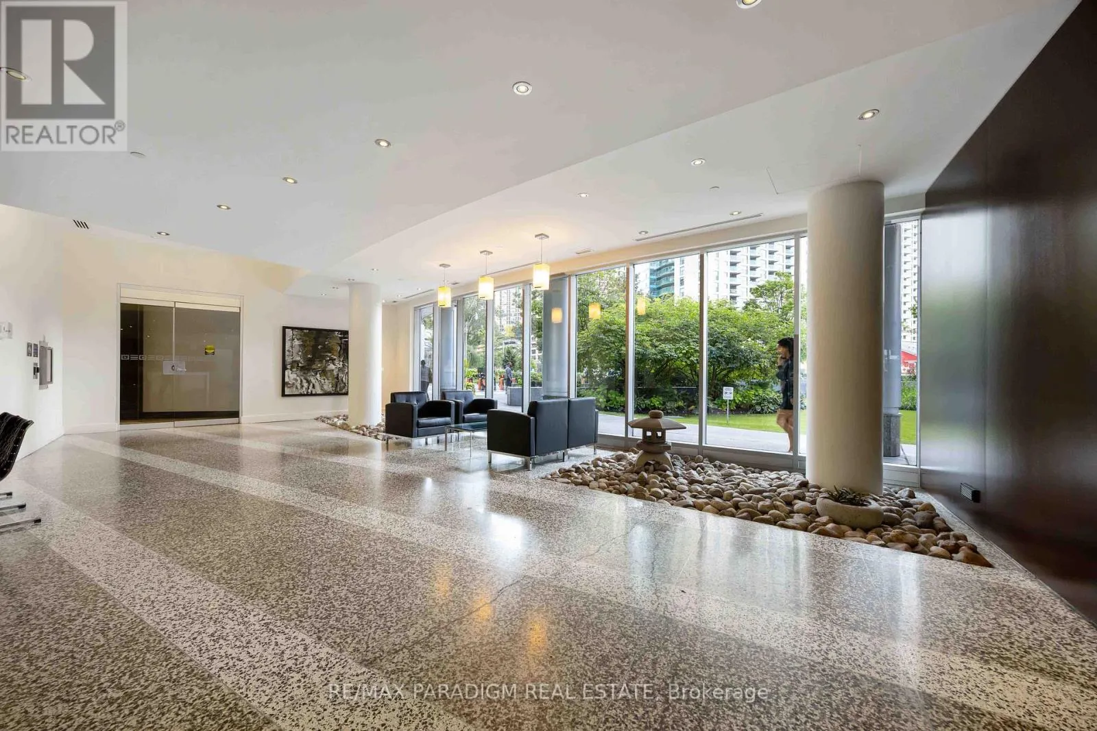 2608 - 208 QUEENS QUAY W