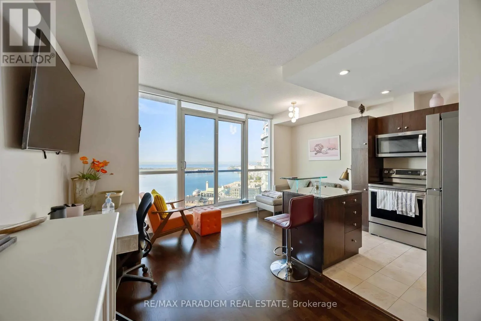 2608 - 208 QUEENS QUAY W