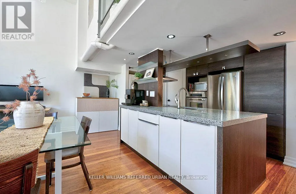 209 - 160 BALDWIN STREET