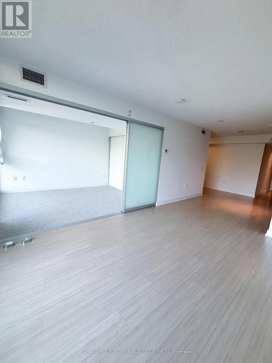 303 - 75 QUEENS WHARF ROAD