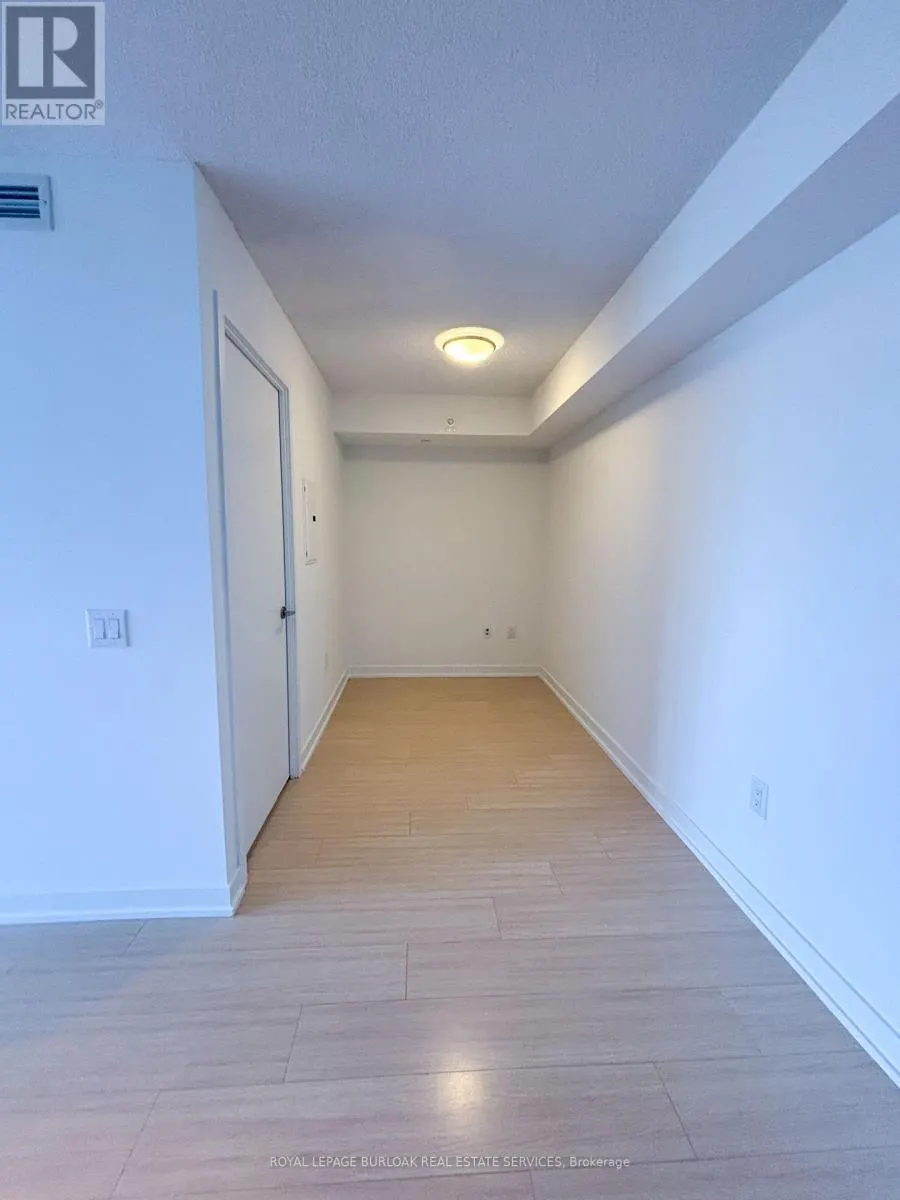 303 - 75 QUEENS WHARF ROAD