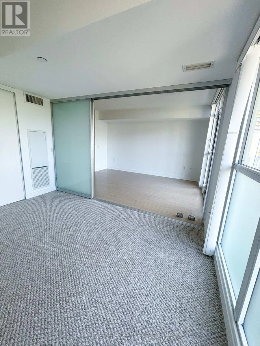 303 - 75 QUEENS WHARF ROAD