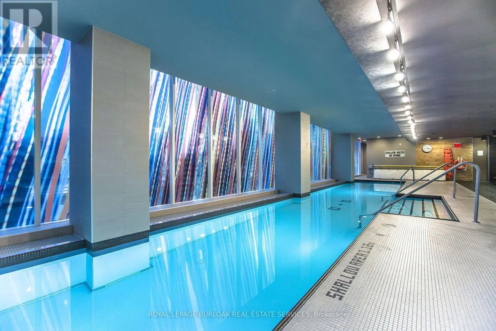 303 - 75 QUEENS WHARF ROAD