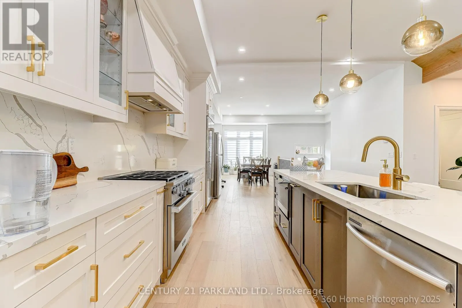 30 GLEN ECHO ROAD