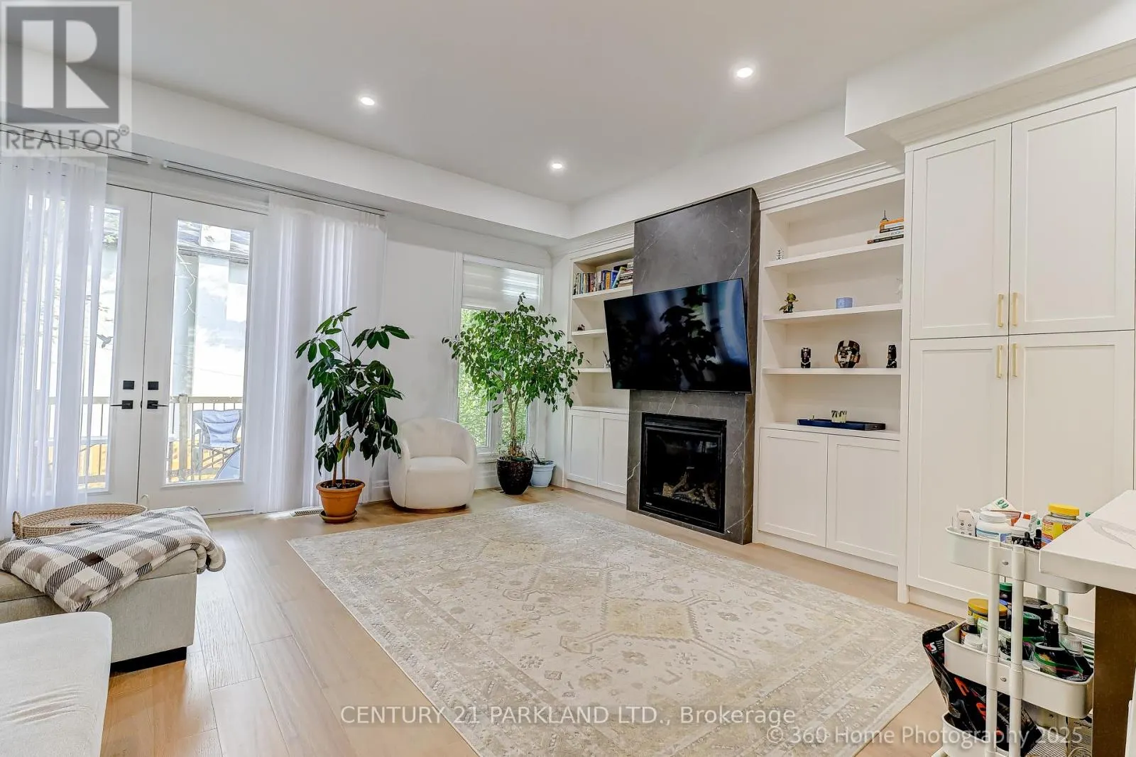 30 GLEN ECHO ROAD