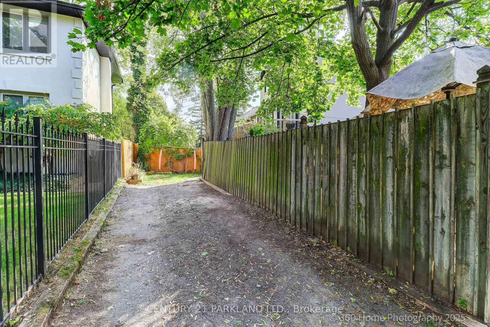 30 GLEN ECHO ROAD