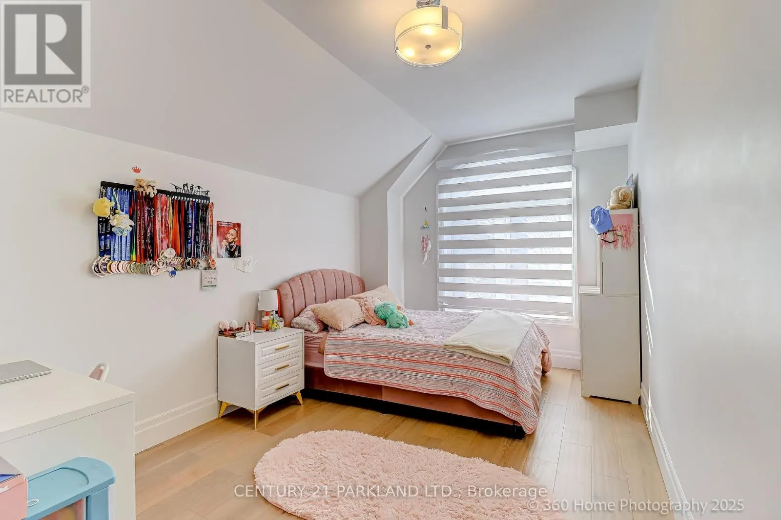 30 GLEN ECHO ROAD