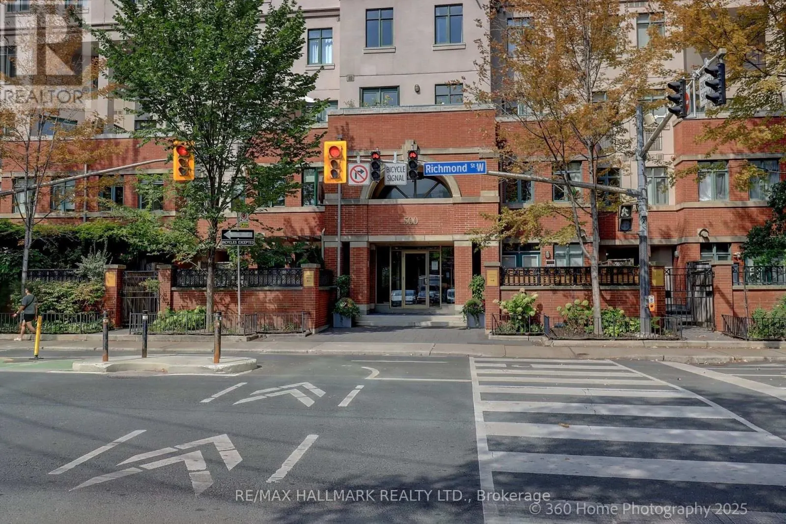 333 - 500 RICHMOND STREET W