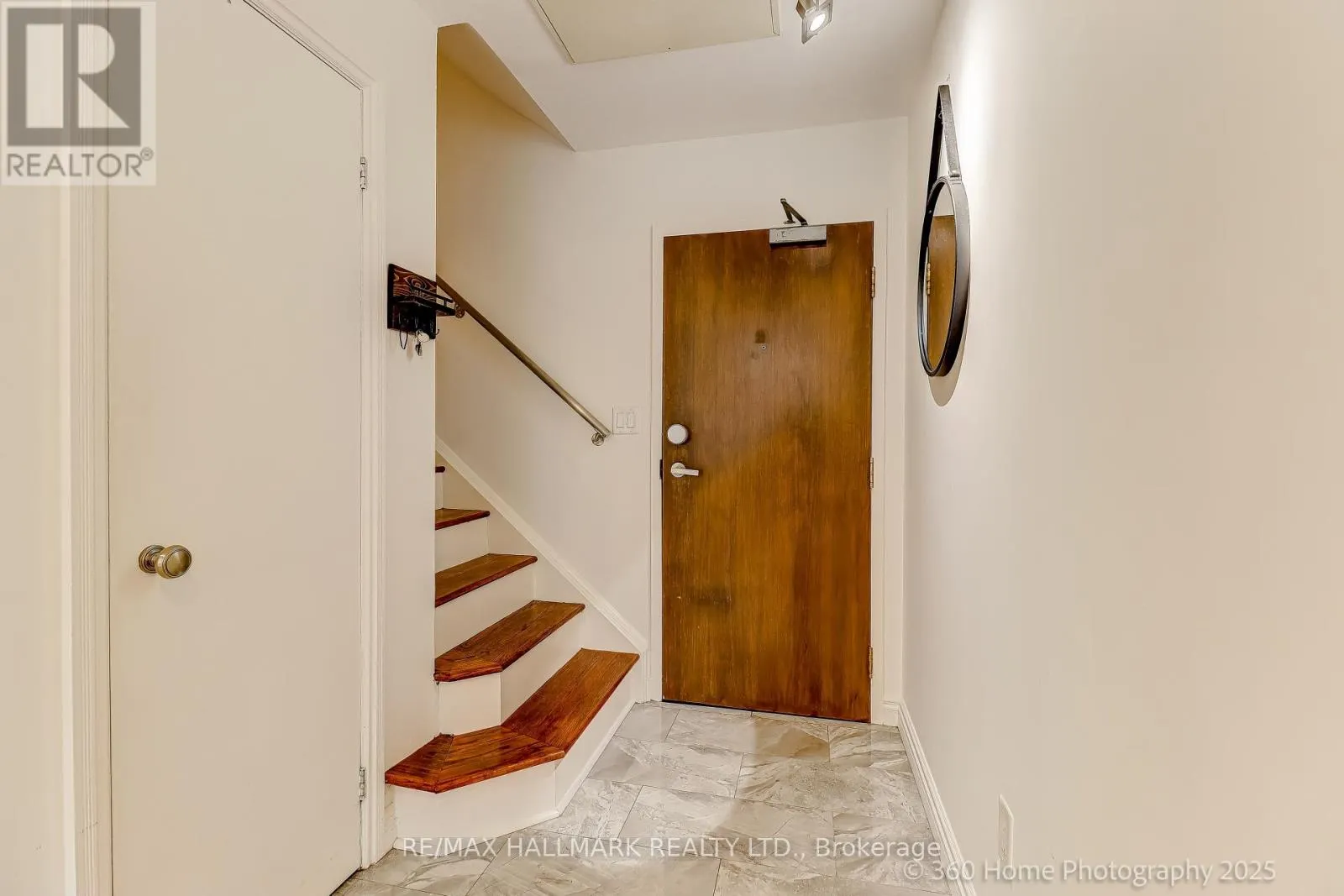 333 - 500 RICHMOND STREET W