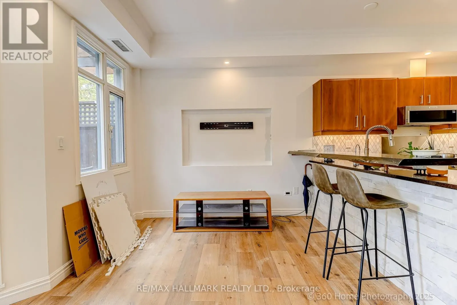 333 - 500 RICHMOND STREET W