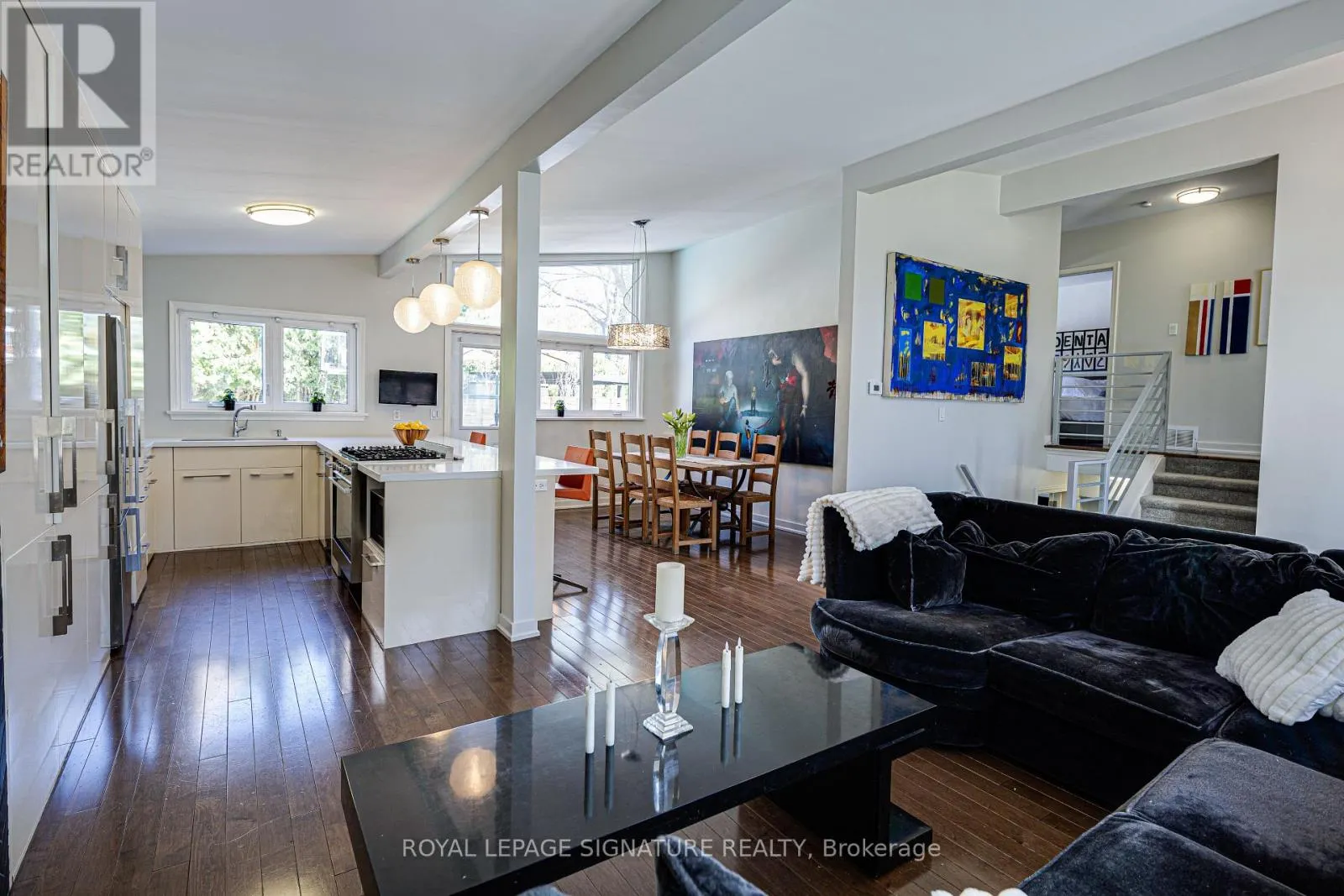 2 PARMBELLE CRESCENT