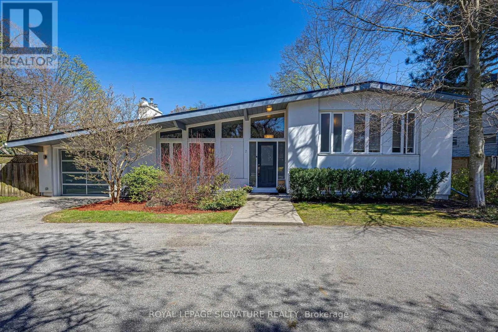 2 PARMBELLE CRESCENT
