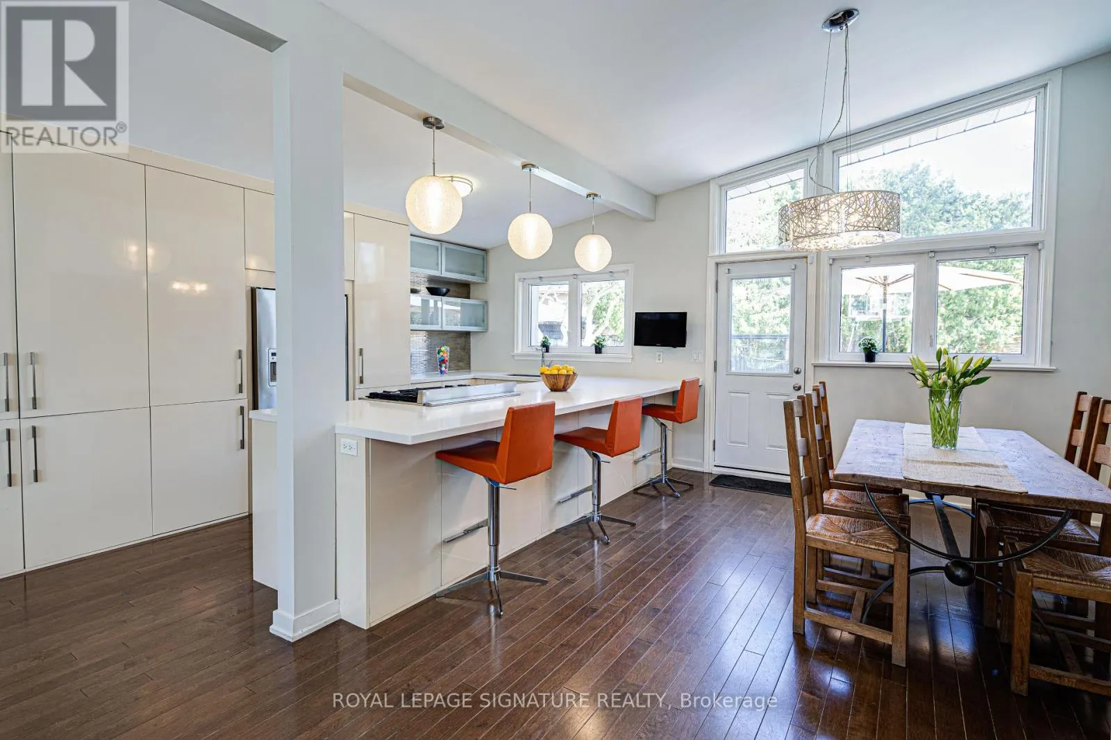 2 PARMBELLE CRESCENT