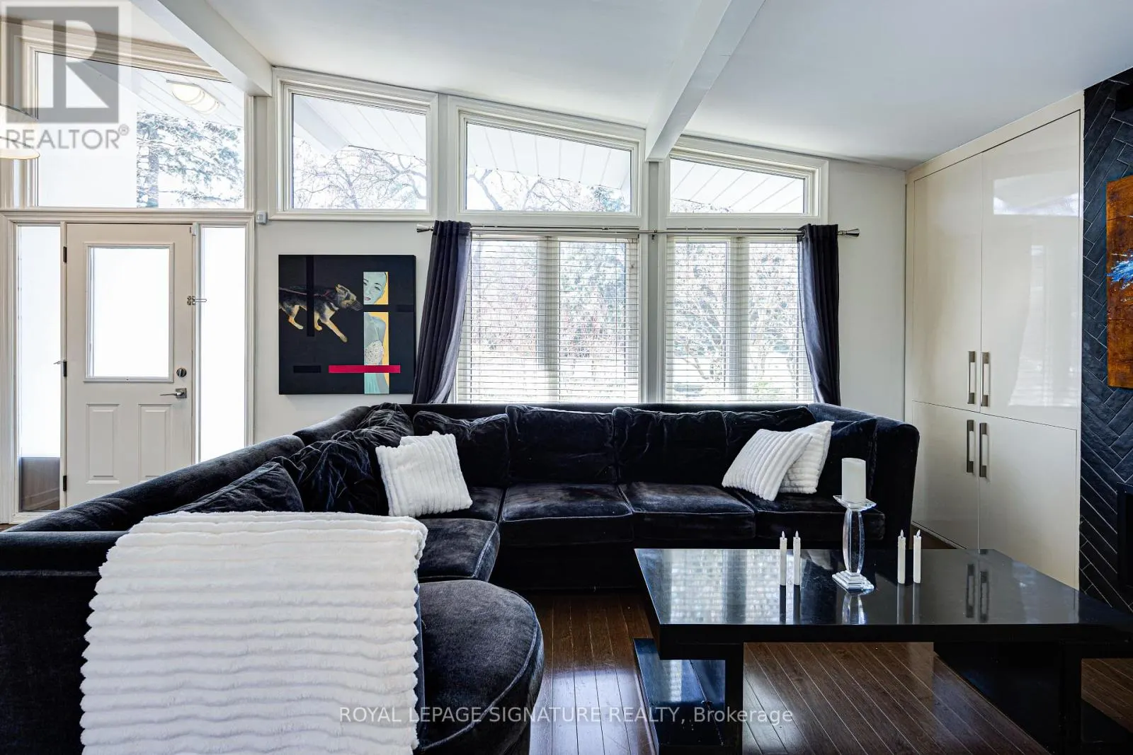 2 PARMBELLE CRESCENT