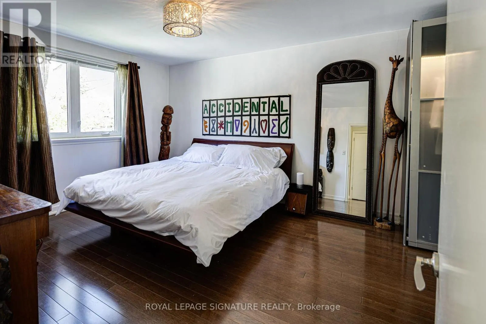 2 PARMBELLE CRESCENT