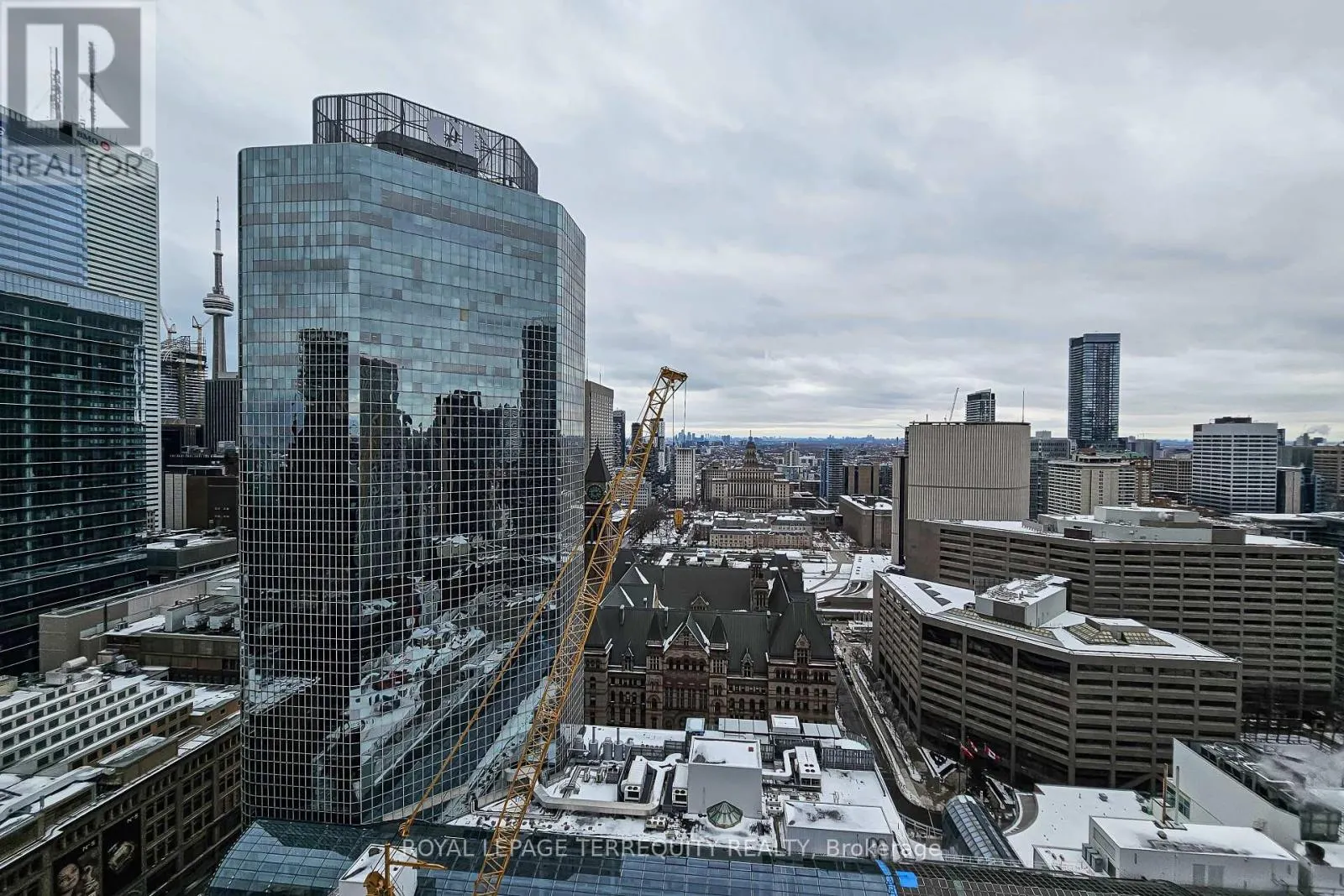 2709 - 197 YONGE STREET