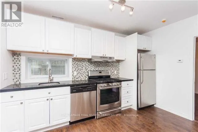 2 - 55 HILLSDALE AVENUE E
