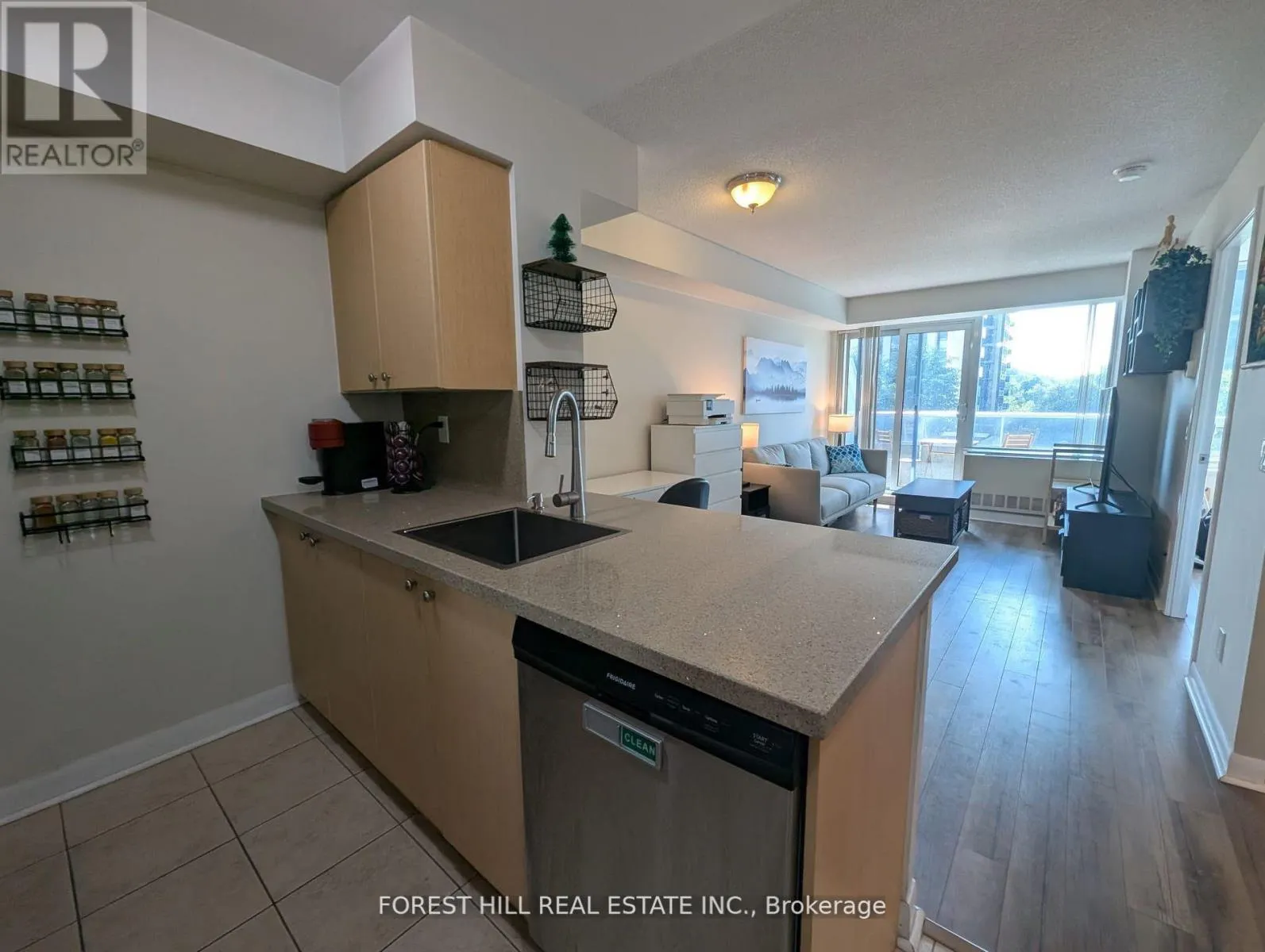 505 - 4968 YONGE STREET