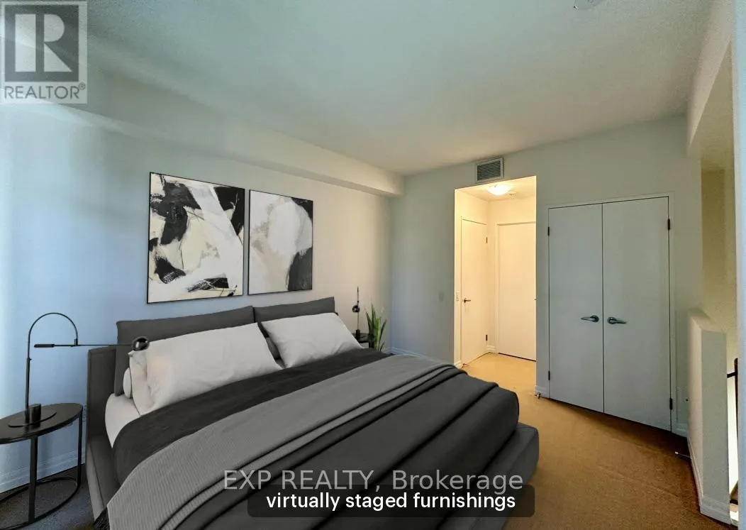 201 - 901 QUEEN STREET W