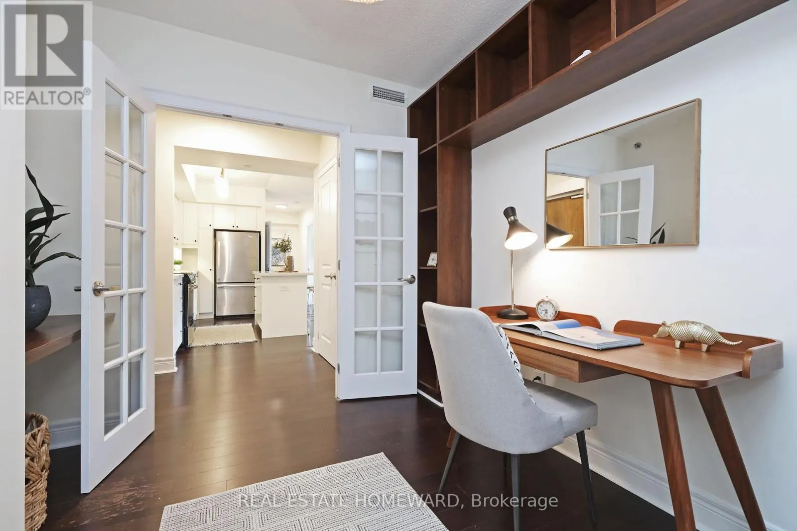 302 - 701 SHEPPARD AVENUE W