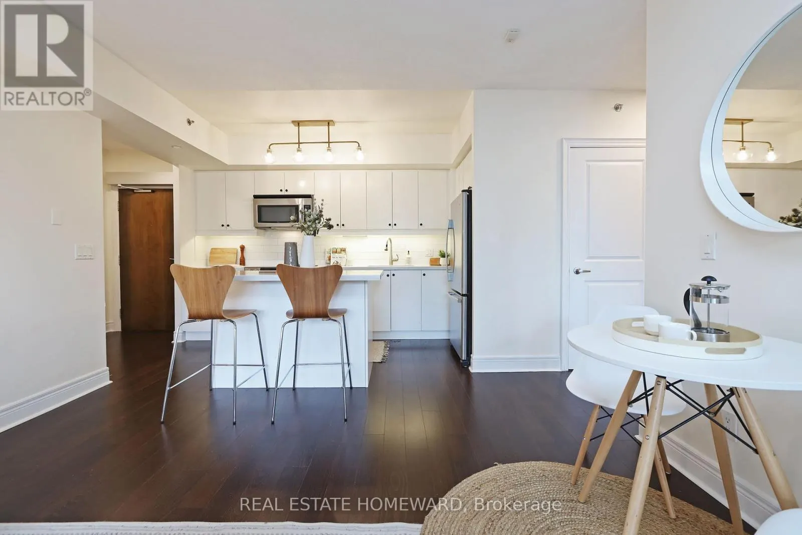 302 - 701 SHEPPARD AVENUE W