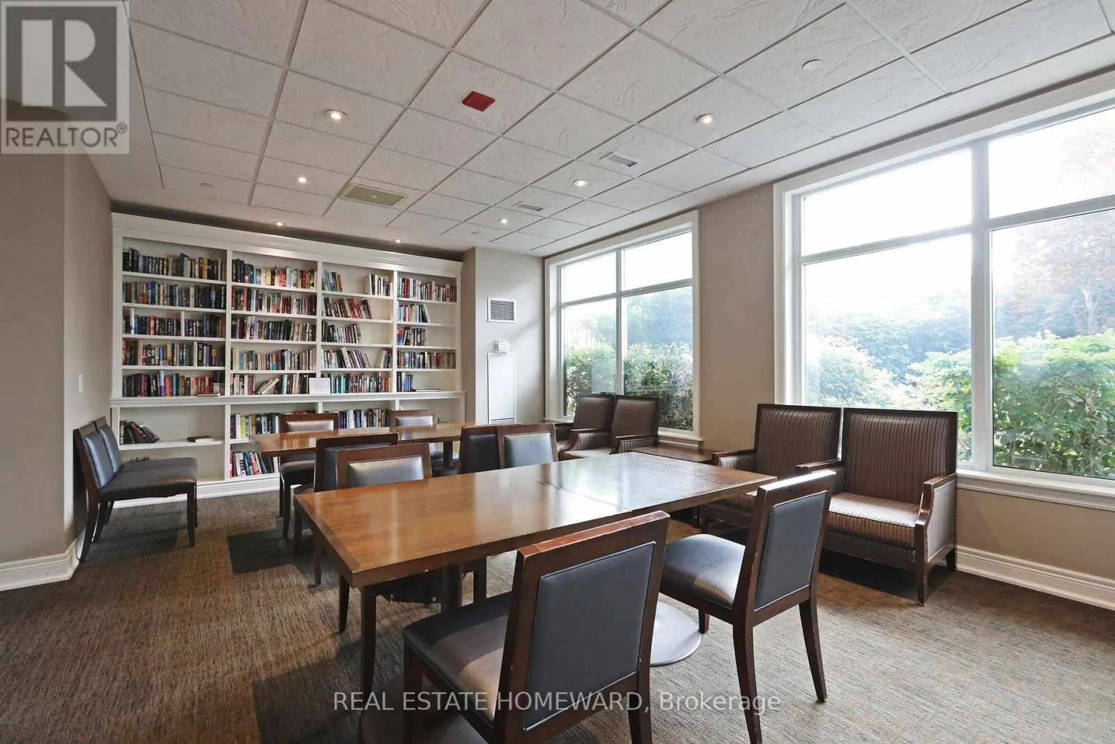 302 - 701 SHEPPARD AVENUE W