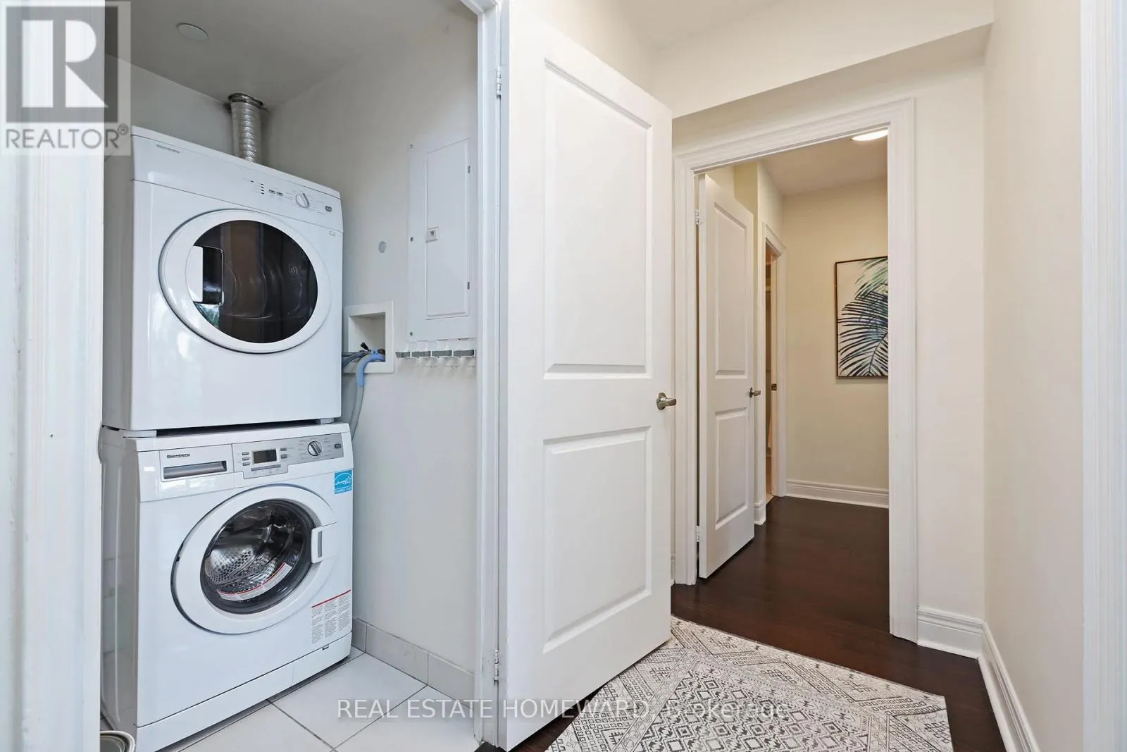 302 - 701 SHEPPARD AVENUE W