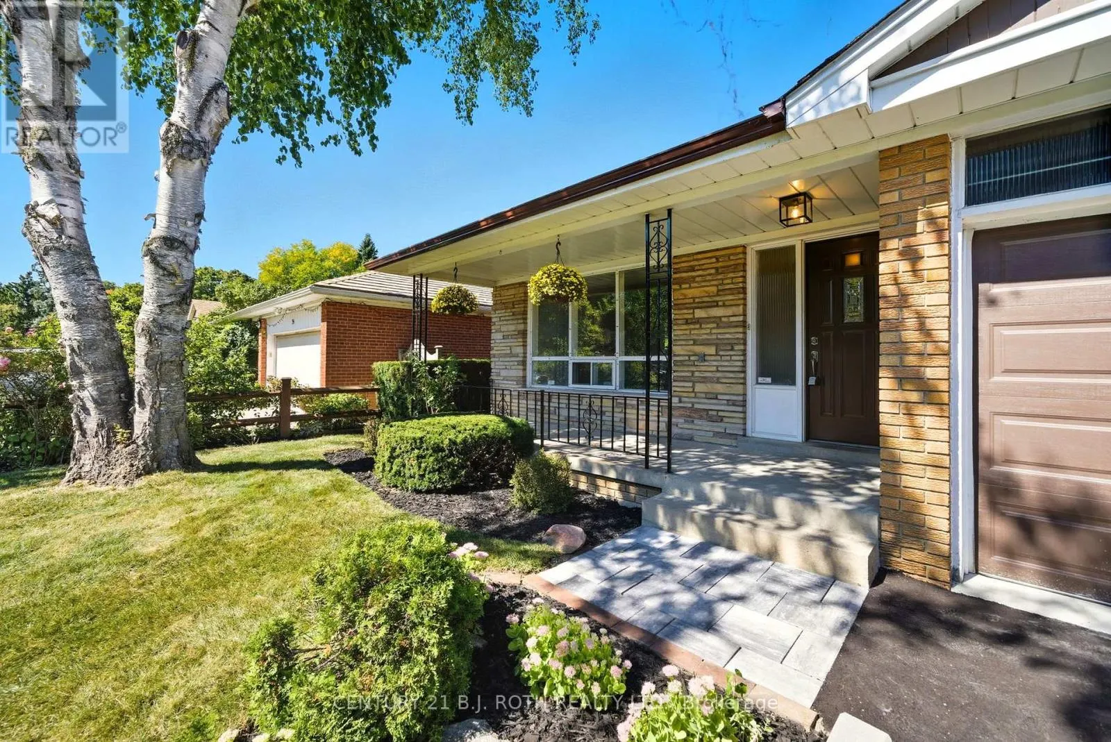 56 WEATHERSTONE CRESCENT
