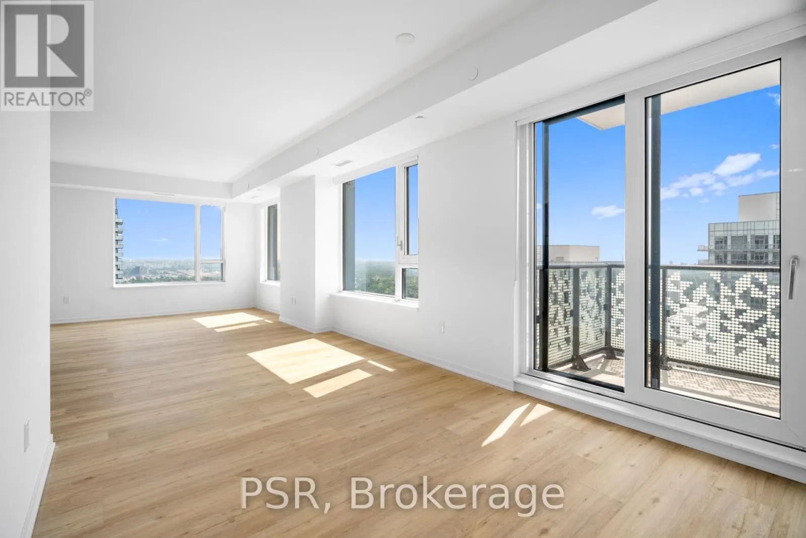 3608 - 101 ROEHAMPTON AVENUE