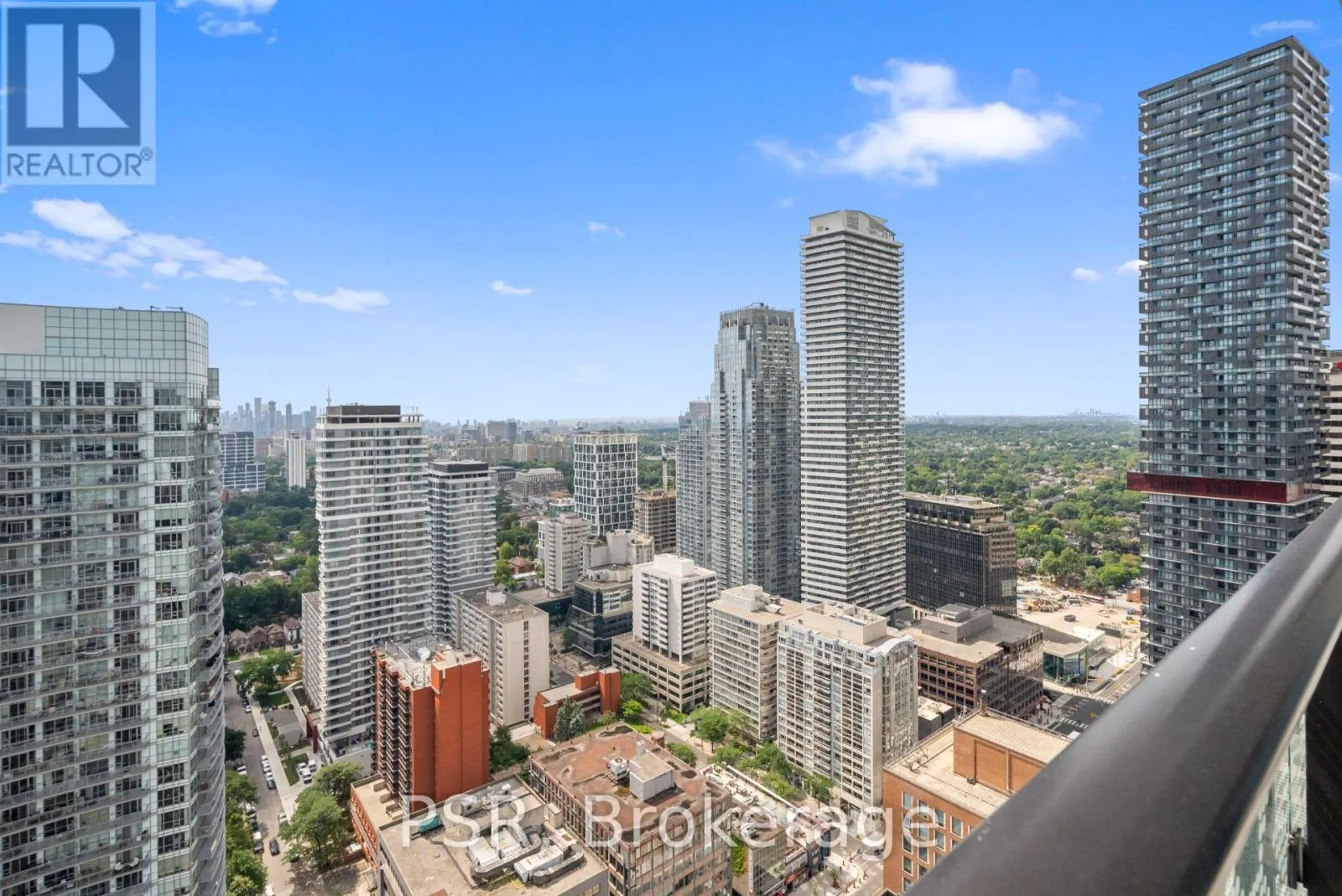 3608 - 101 ROEHAMPTON AVENUE